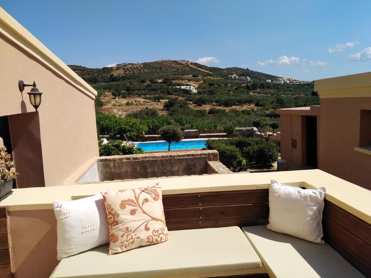 Villa Terpsi Ravdhoukha Bagian luar foto